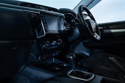 2021 Toyota Hilux - Thumbnail