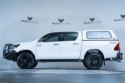 2021 Toyota Hilux - Thumbnail