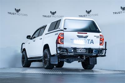 2021 Toyota Hilux - Thumbnail
