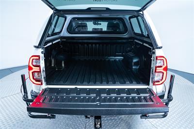 2021 Toyota Hilux - Thumbnail