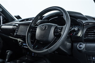 2021 Toyota Hilux - Thumbnail