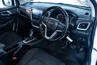 2020 Isuzu D-Max - Thumbnail