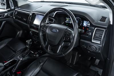 2020 Ford Everest - Thumbnail