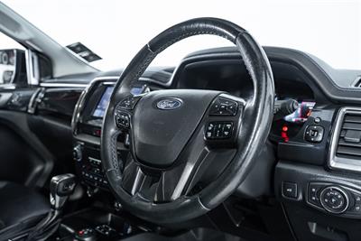 2020 Ford Everest - Thumbnail