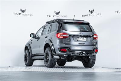 2020 Ford Everest - Thumbnail