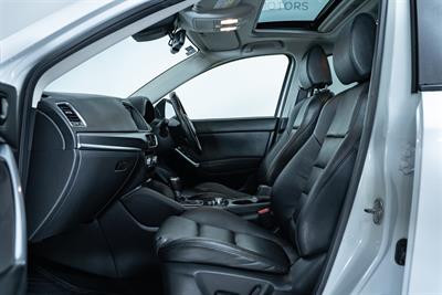 2016 Mazda CX-5 - Thumbnail