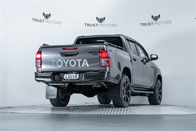 2018 Toyota Hilux - Thumbnail