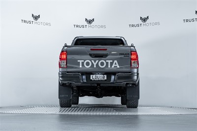 2018 Toyota Hilux - Thumbnail