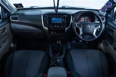 2017 Mitsubishi Triton - Thumbnail