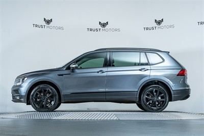 2021 Volkswagen Tiguan - Thumbnail