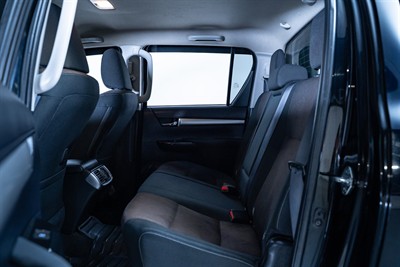 2018 Toyota Hilux - Thumbnail