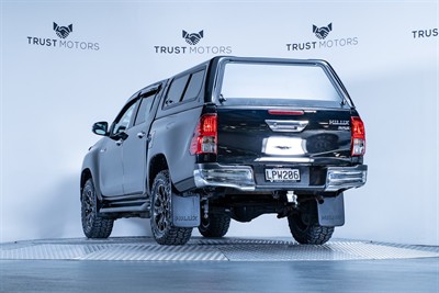 2018 Toyota Hilux - Thumbnail