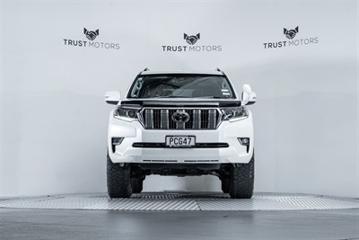 2019 Toyota Landcruiser Prado - Thumbnail