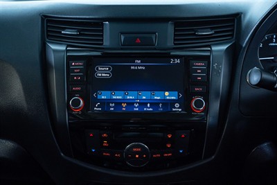 2021 Nissan Navara - Thumbnail