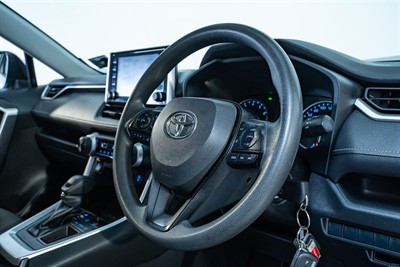 2019 Toyota Rav4 - Thumbnail