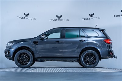 2019 Ford Everest - Thumbnail