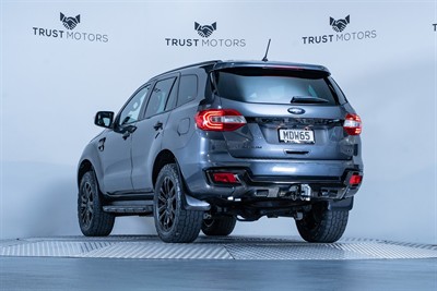 2019 Ford Everest - Thumbnail