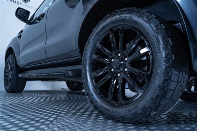 2019 Ford Everest - Thumbnail
