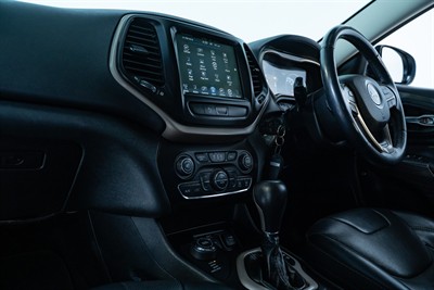 2016 Jeep Cherokee - Thumbnail