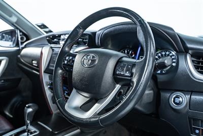 2019 Toyota Fortuner - Thumbnail