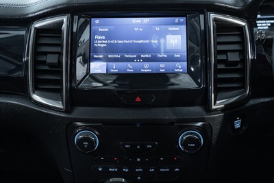 2021 Ford Everest - Thumbnail