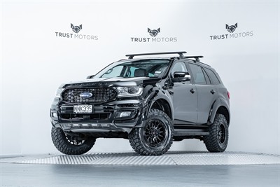 2021 Ford Everest - Thumbnail