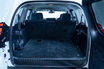 2018 Toyota Landcruiser Prado - Thumbnail