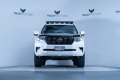 2018 Toyota Landcruiser Prado - Thumbnail