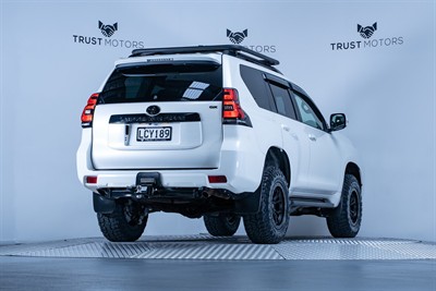 2018 Toyota Landcruiser Prado - Thumbnail