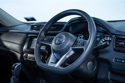2020 Nissan X-Trail - Thumbnail