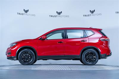 2020 Nissan X-Trail - Thumbnail