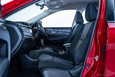 2020 Nissan X-Trail - Thumbnail