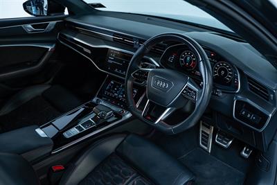 2021 Audi RS6 - Thumbnail