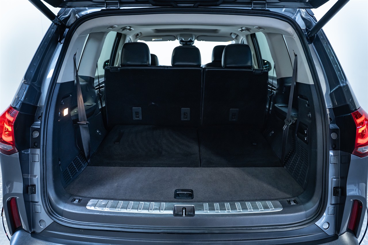 2021 LDV D90