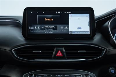 2022 Hyundai Santa Fe - Thumbnail