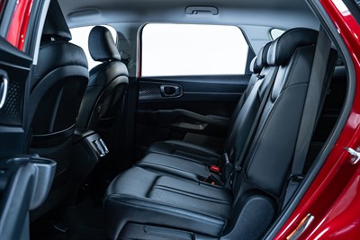 2022 Kia Sorento - Thumbnail