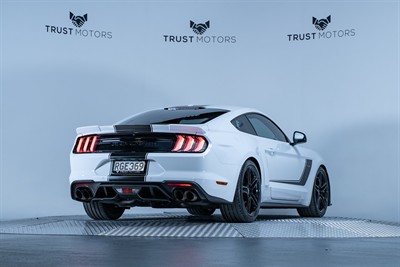 2019 Ford Mustang - Thumbnail