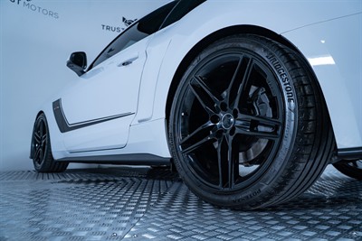 2019 Ford Mustang - Thumbnail