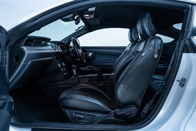 2019 Ford Mustang - Thumbnail