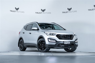 2015 Hyundai Santa Fe - Image Coming Soon