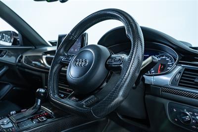 2017 Audi RS6 - Thumbnail