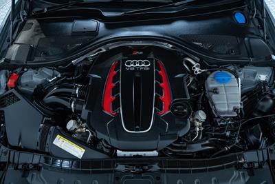 2017 Audi RS6 - Thumbnail