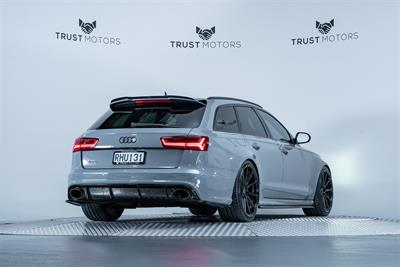 2017 Audi RS6 - Thumbnail
