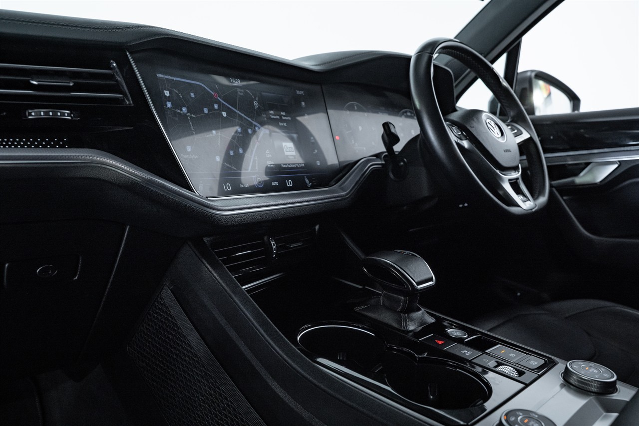 2019 Volkswagen Touareg