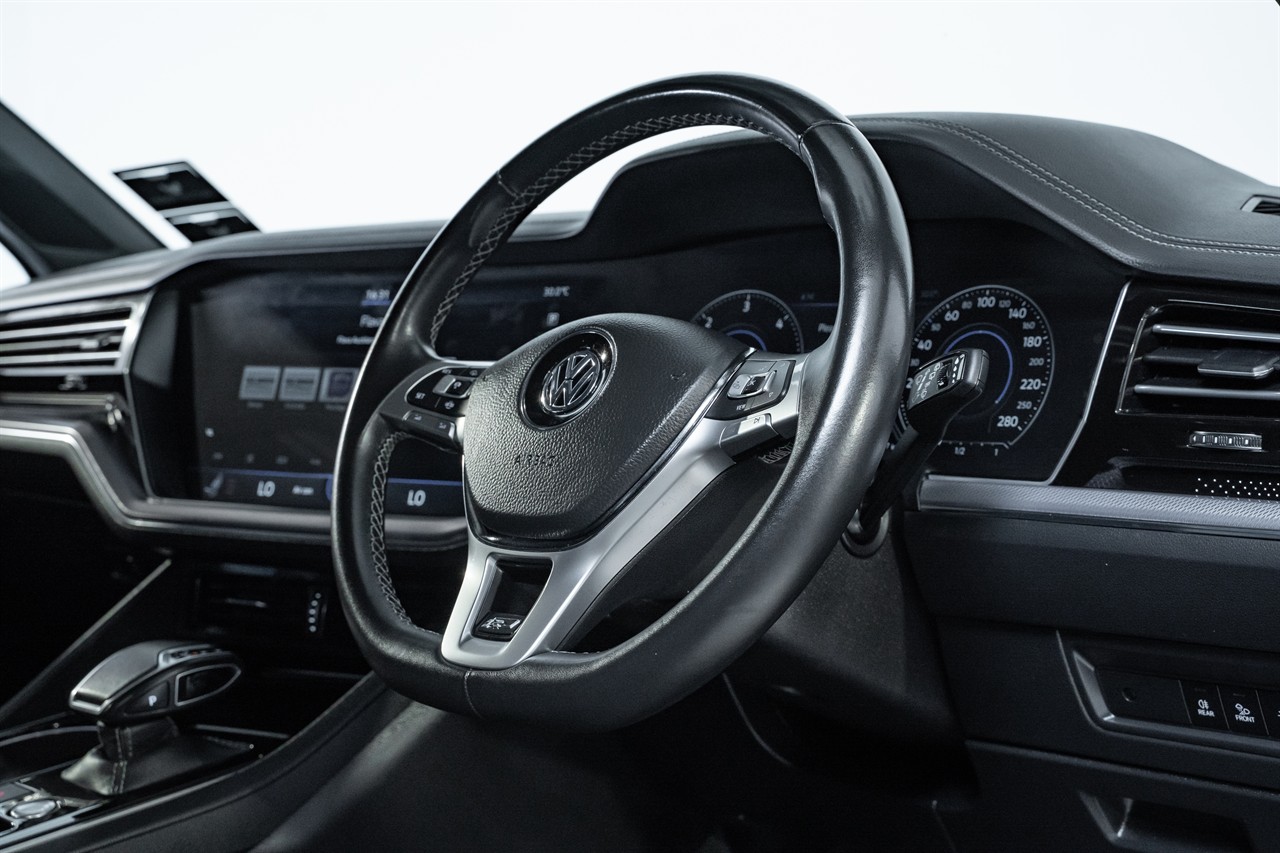 2019 Volkswagen Touareg