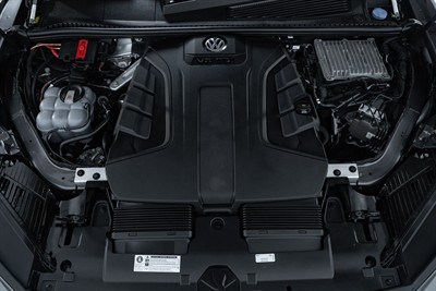 2019 Volkswagen Touareg - Thumbnail