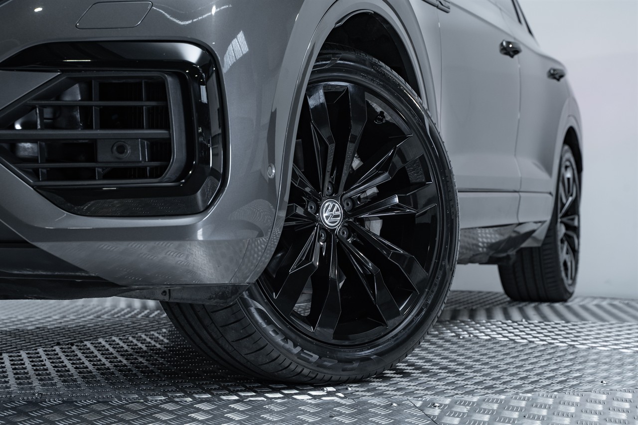 2019 Volkswagen Touareg