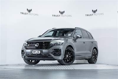 2019 Volkswagen Touareg - Thumbnail