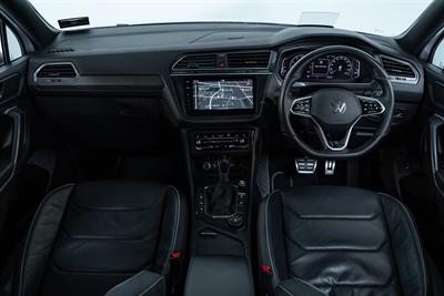 2023 Volkswagen Tiguan - Thumbnail