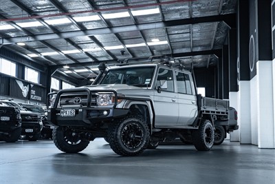 2019 Toyota Landcruiser - Thumbnail